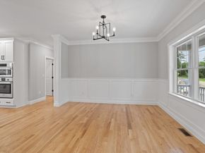 3 Colonel Rolls Dr, Westford MA 01886