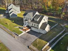 3 Colonel Rolls Dr, Westford MA 01886