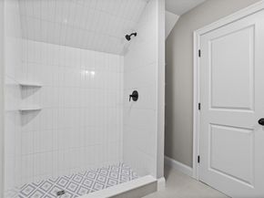 3 Colonel Rolls Dr, Westford MA 01886