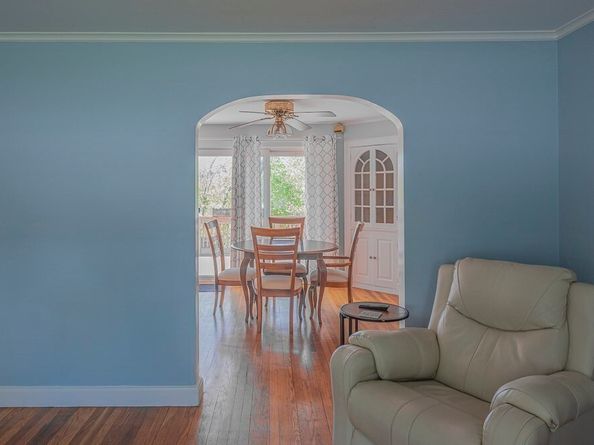 17 Woodcliff Road, Quincy MA 02169