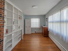 17 Woodcliff Road, Quincy MA 02169