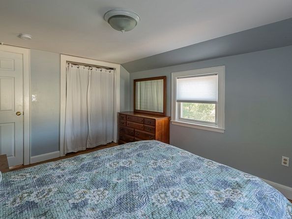 17 Woodcliff Road, Quincy MA 02169
