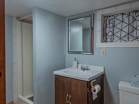17 Woodcliff Road, Quincy MA 02169