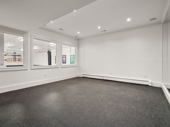 121 Livingston Road, Wellesley MA 02482
