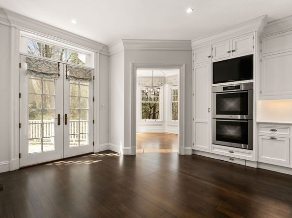 121 Livingston Road, Wellesley MA 02482