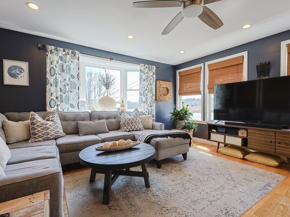 13 Leslie O Johnson Rd, Gloucester MA 01930