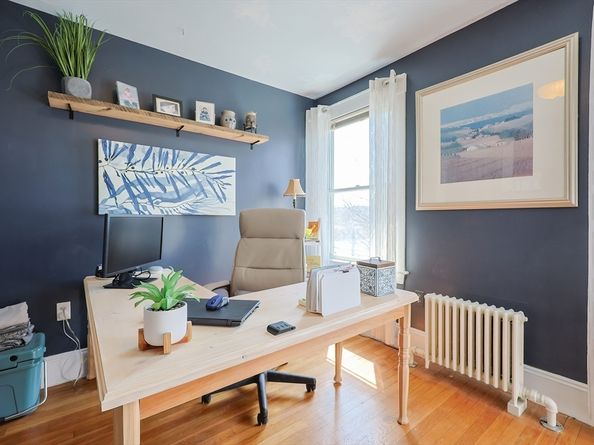13 Leslie O Johnson Rd, Gloucester MA 01930