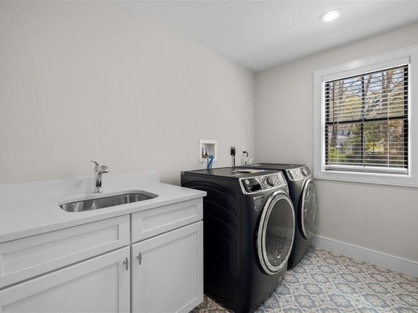 90 Norfolk St, Needham MA 02492