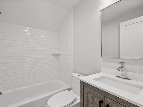 90 Norfolk St, Needham MA 02492