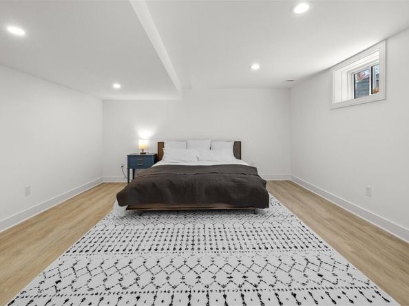 90 Norfolk St, Needham MA 02492