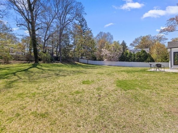 90 Norfolk St, Needham MA 02492