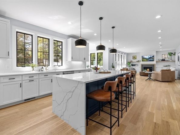 90 Norfolk St, Needham MA 02492
