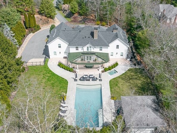 5 Deer Path, Natick MA 01760