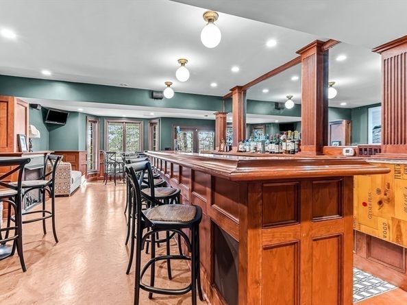 5 Deer Path, Natick MA 01760