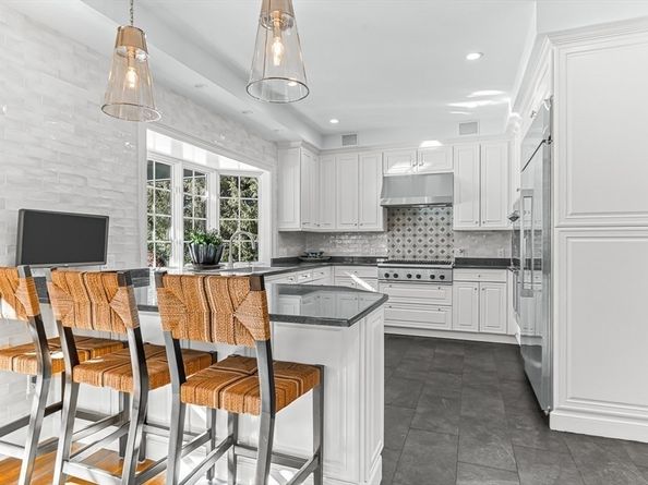 5 Deer Path, Natick MA 01760
