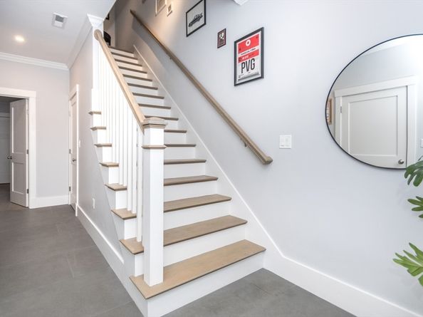 29 Cherry Street 2, Waltham MA 02453