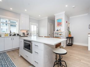 29 Cherry Street 2, Waltham MA 02453