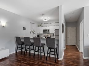 2 Arden Mills Way 2304, Fitchburg MA 01420