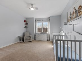 2 Arden Mills Way 2304, Fitchburg MA 01420