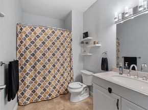 2 Arden Mills Way 2304, Fitchburg MA 01420