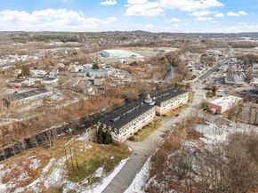 2 Arden Mills Way 2304, Fitchburg MA 01420