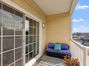 2 Arden Mills Way 2304, Fitchburg MA 01420