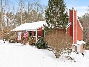 1215 South St, Barre MA 01005