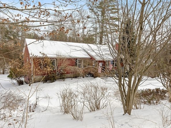 1215 South St, Barre MA 01005