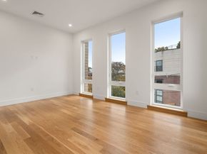 58 Kent 402, Brookline MA 02445