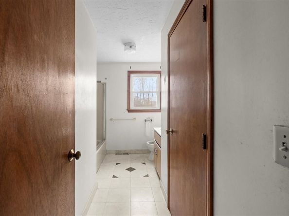 45 Union St, Weymouth MA 02190