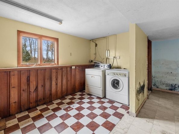 45 Union St, Weymouth MA 02190