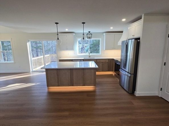 71 Woodlawn Street, Winchendon MA 01475