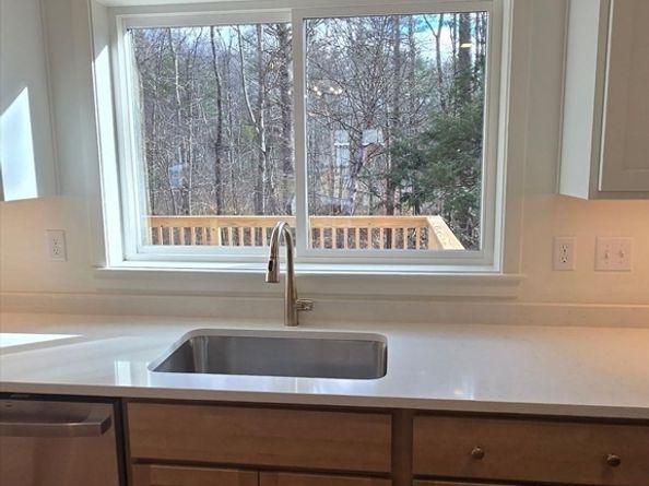 71 Woodlawn Street, Winchendon MA 01475