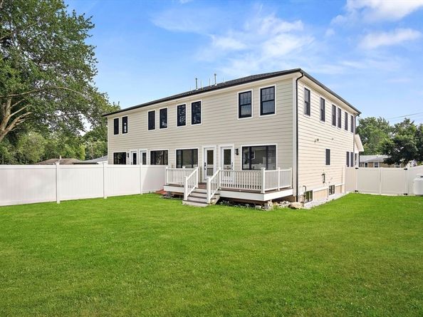 50 Summer A, Bedford MA 01730