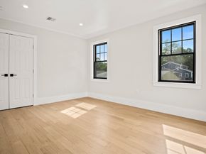 50 Summer A, Bedford MA 01730