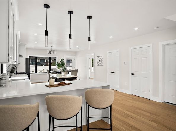 50 Summer A, Bedford MA 01730