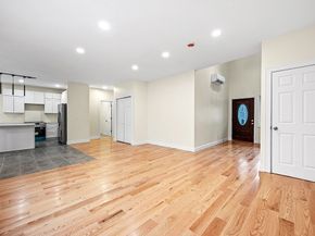 10 Beale Street, Worcester MA 01606