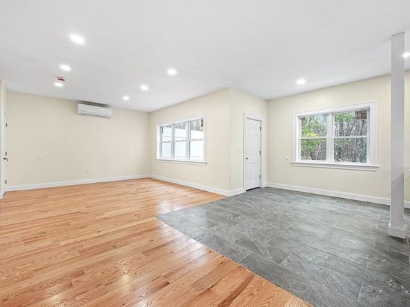 10 Beale Street, Worcester MA 01606