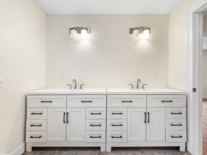 10 Beale Street, Worcester MA 01606