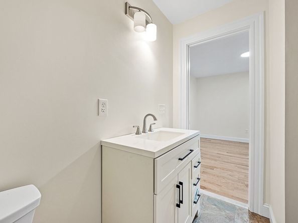 10 Beale Street, Worcester MA 01606