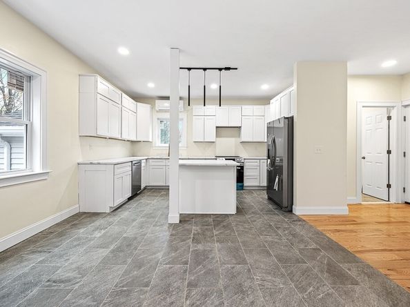 10 Beale Street, Worcester MA 01606