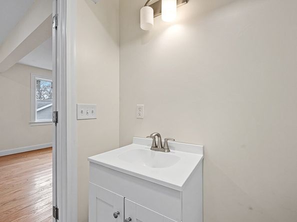 10 Beale Street, Worcester MA 01606