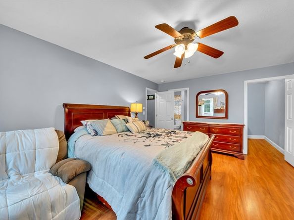 231 River St, Winchendon MA 01475