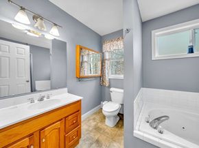 231 River St, Winchendon MA 01475