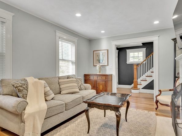 33 Avon Road, Wellesley MA 02482