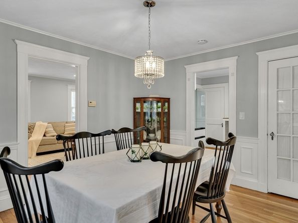 33 Avon Road, Wellesley MA 02482