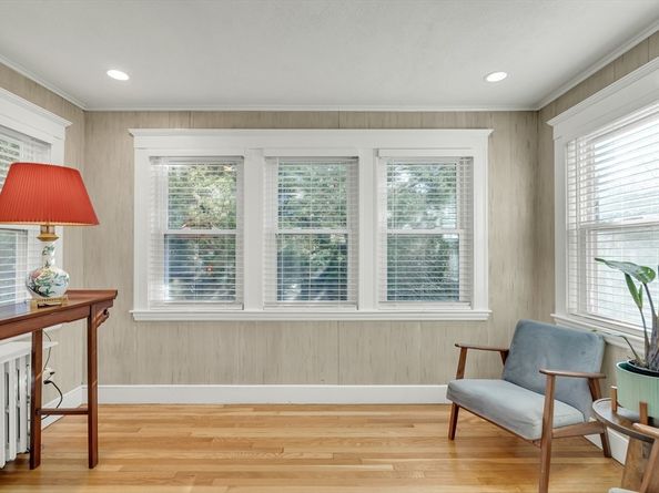 33 Avon Road, Wellesley MA 02482