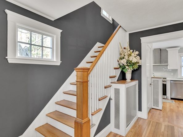 33 Avon Road, Wellesley MA 02482