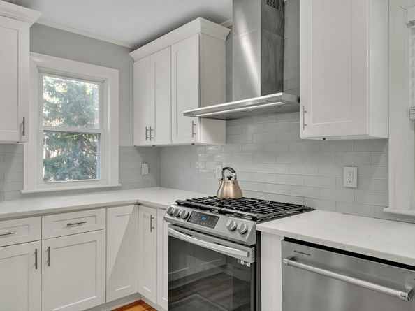 33 Avon Road, Wellesley MA 02482