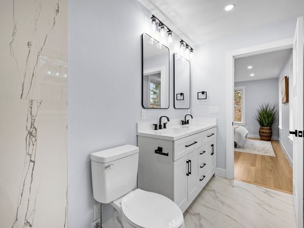 69 Readville St B, Boston MA 02136